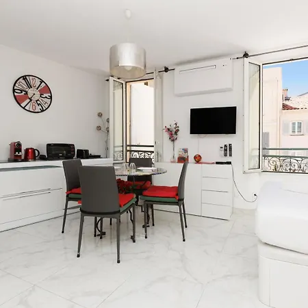 Apartman Upstays Cosy Near Palais *
